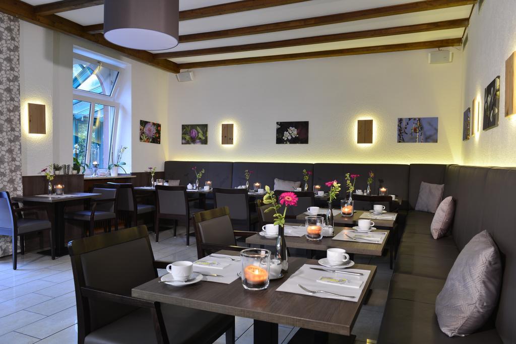 Bb Haus Neugebauer Garni Hotel Geisenheim Luaran gambar